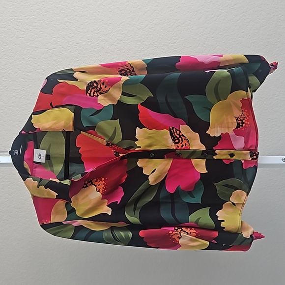 Cabi Flora Blouse Fall 2023 - Picture 3 of 4
